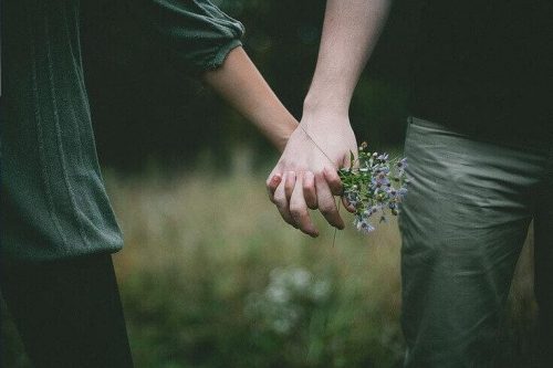 دعم الشخص الحزين