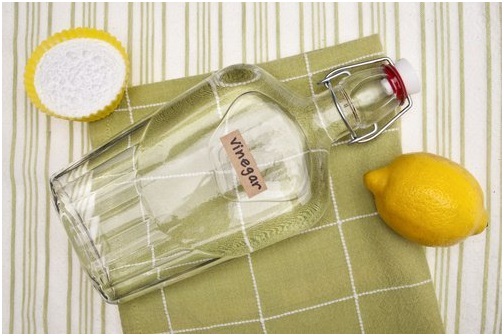 الخل الأبيض لتنظيف أرضيات الإسمنت