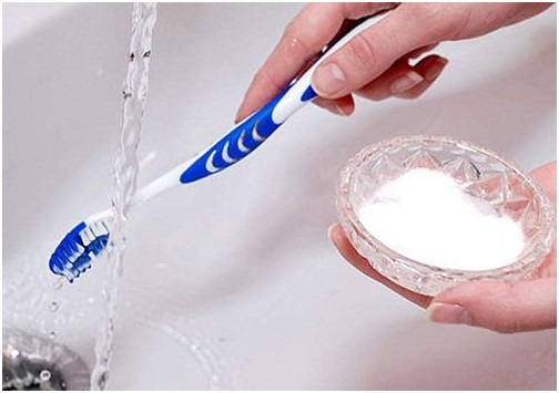 صودا الخبز لعلاج الأسنان