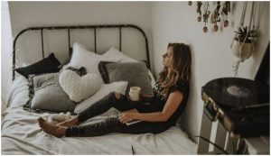 استنزاف الطاقة - 7 عادات تستنزف طاقتك يجب عليك الابتعاد عنها فورًا