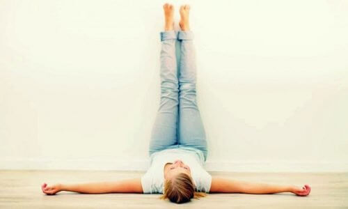 لماذا تحتاج إلى تنفيذ تمرين رفع الساقين لمدة 20 دقيقة يوميًا؟