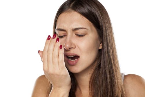 رائحة الفم الكريهة