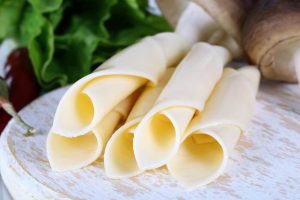 شرائح جبن مشوية بالبردقوش