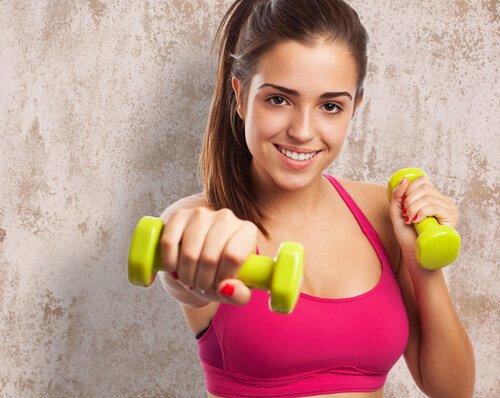الحصول على ذراعين ممشوقتين بتغيير أسلوب الحياة