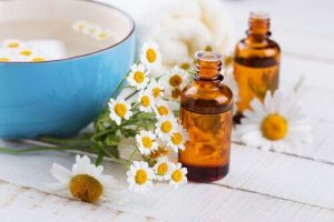 أفضل 5 علاجات منزلية لانتفاخ العينين والهالات السوداء