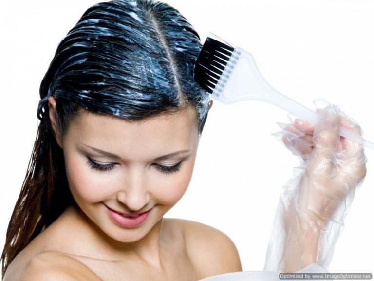 فرد الشعر - 5 علاجات منزلية طبيعية تساعدك على فرد شعرك