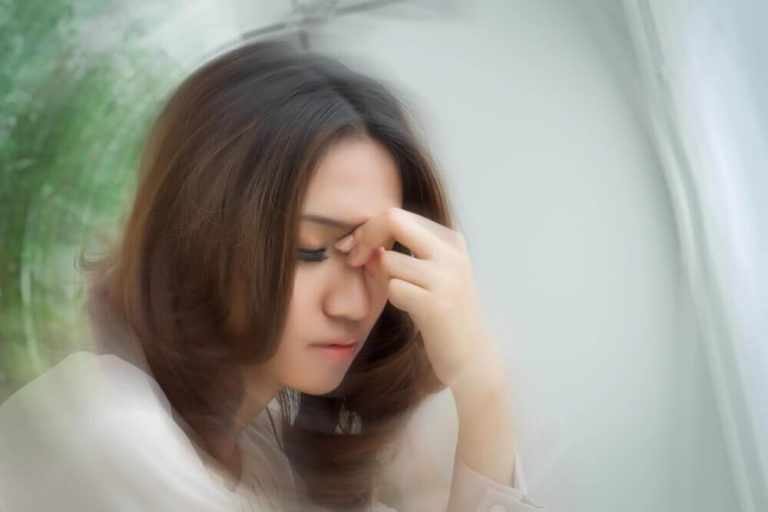 أعراض الدوار الدهليزي - علاجات طبيعية تحد من نوبات الدوار الدهليزي