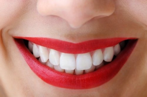 التفاح يحافظ على صحة أسنانك