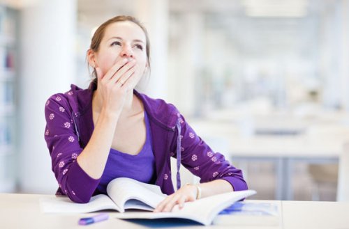 أسباب الشعور بالإرهاق في الصباح