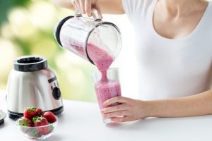 تقليص محيط الخصر - 4 عصائر سموذي تساعدك على التخلص من دهون الخصر