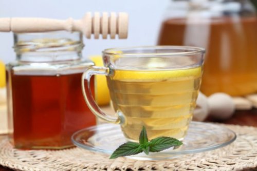 خل التفاح والعسل لـ علاج مشاكل النوم