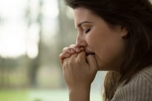 السيطرة على القلق - 7 علاجات طبيعية تساعدك على مكافحة القلق