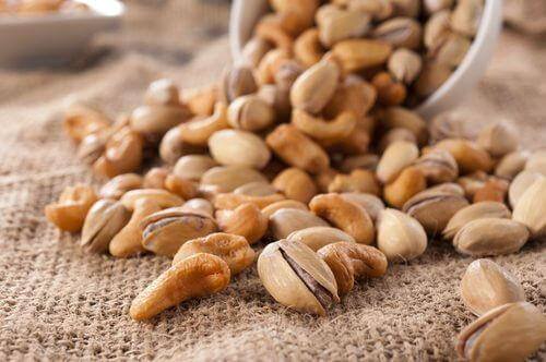 نقع المكسرات