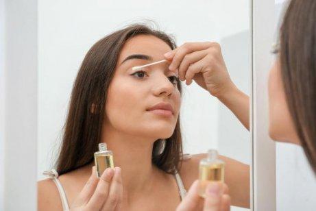 منظفات البشرة
