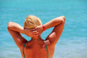 4 علاجات طبيعية للإنهاك الحراري