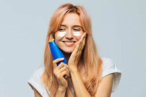 8 نصائح ستساعدك على تجنب الإصابة بالبقع الشمسية