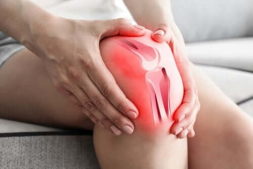 لماذا يسبب الفصال العظمي ألم الركبة؟