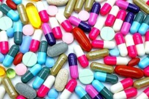 تأثيرات مضاد الالتهاب المعروف أسيكلوفيناك