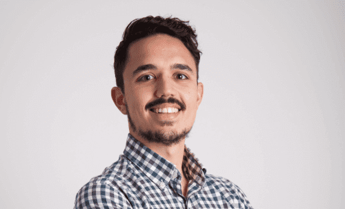 مقابلة مع كارلوس ريوس: هل تأكل طعامًا حقيقيًا؟