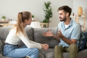 رسائل المتكلم - اكتشف معنا ما هي وما أهميتها في عملية التواصل