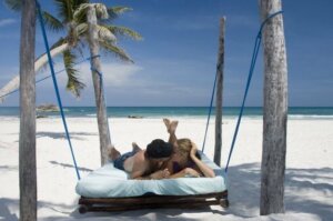 كيف تختار وجهة السفر المثالية لشهر العسل