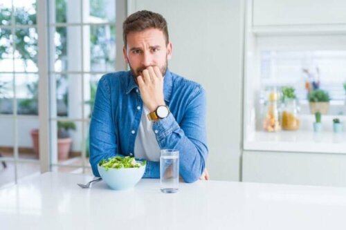 كيف يمكنك تجنب الإفراط في الأكل أثناء فترة العزل المنزلي؟