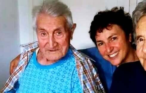البيرتو بيولتشي: الرجل الذي نجا من فيروس كورونا في سن 101 عام