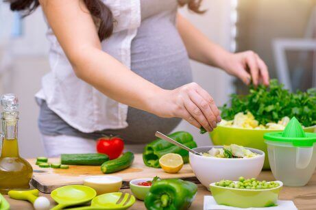الطعام خلال فترة الحمل
