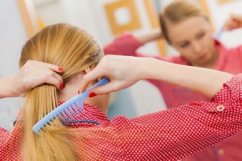 تجنب تساقط الشعر – 5 نصائح للحفاظ على صحة فروة الرأس