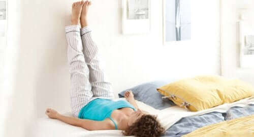 تورم الكاحل والقدم