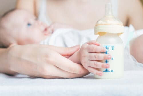 طرد الغازات والرضاعة