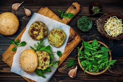 شطائر الكينوا النباتية