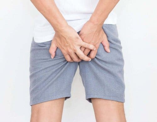 دم في البراز