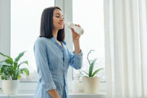 عشرة أطعمة صحية لتنظيم الهضم