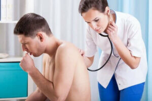 لماذا نسعل؟ اكتشف معنا اليوم جميع الأسباب المحتملة