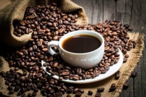 ماذا يقول العلم عن الكافيين؟