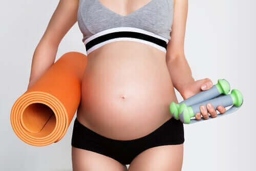 التمارين والحمل: أشياء يجب أن تضعيها في اعتبارك