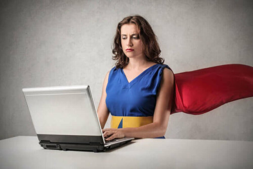 متلازمة المرأة الخارقة - المزايا، العيوب وكيفية التعامل مع الحالة