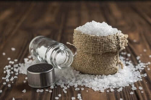 6 حقائق عن استهلاك الكثير من الملح