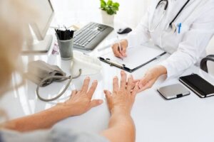 التهاب المفاصل - أكثر الأسئلة شيوعًا حول المرض