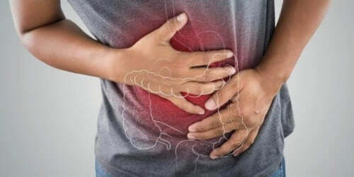 أعراض داء الأمعاء الالتهابي