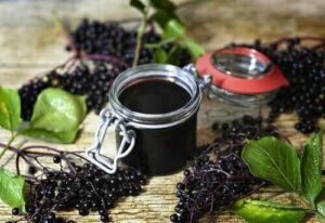 ثمر البيلسان الأسود - اكتشف معنا فوائده المثبتة علميًا