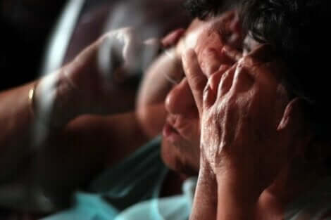 زيادة مستويات هرمون الكورتيزول