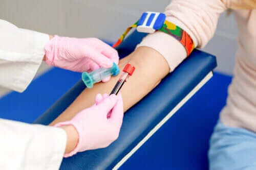 تحليل الدم - لماذا من المهم الصوم قبل الخضوع له؟