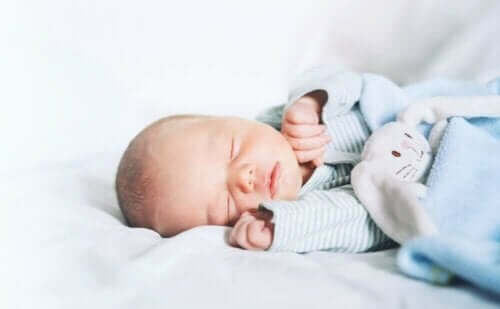 مسببات انقطاع النفس النومي لدى الرضع