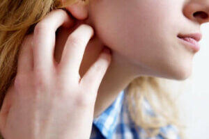 الحكة الجلدية - الأعراض، المسببات وبعض التوصيات للتعامل مع الحالة