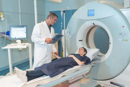 العلاج بالأشعة - اكتشف معنا سماته واستخداماته
