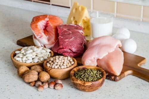 من بين الأطعمة المناسبة للحمل مجموعة من البروتينات الخالية من الدهون