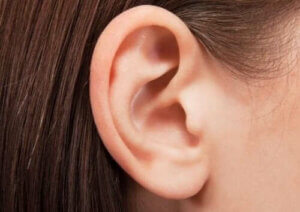 علاج انسداد الأذن الشمعي بدون إضرار أذنيك