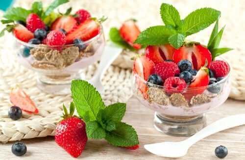 البودينج الصيفي من وصفات الحلوى الإنجليزية اللذيذة